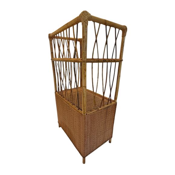 Mid 20th Century Vintage 30” Tall Bamboo Rattan Shelves Bookcase Cabinet Etagere - Picture 7 of 16